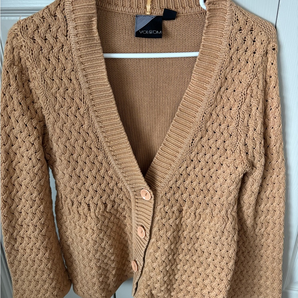 Volcom Women’s Crop Sweater Camel Colored Size Medium
